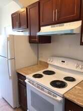 2709 Ivy Dr in Oakland, CA - Building Photo - Building Photo