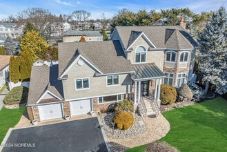 215 Hollywood Ave in Long Branch, NJ - Building Photo - Building Photo