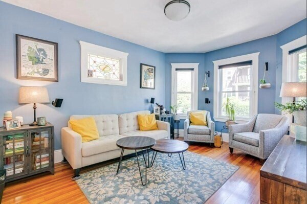 property at 27 King St