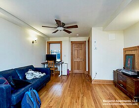 15 Phillips St, Unit 1 in Boston, MA - Building Photo - Building Photo