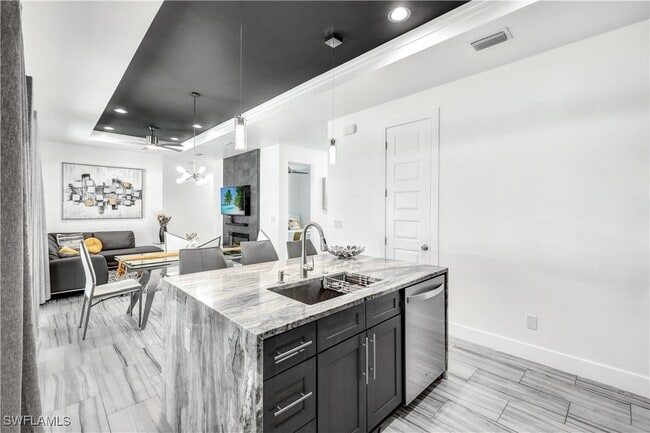property at 4634 Catalina Ln