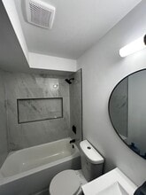 124 N Felton St in Philadelphia, PA - Building Photo - Building Photo