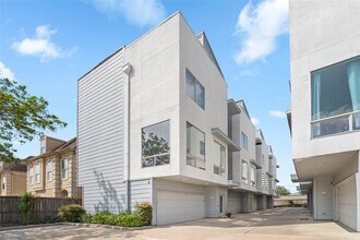 5712 Winsome Ln in Houston, TX - Building Photo - Building Photo