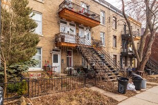 4527-4537 Parthenais St in Montréal, QC - Building Photo