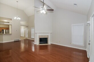 1700 Torrington Ct in Cordova, TN - Building Photo - Building Photo