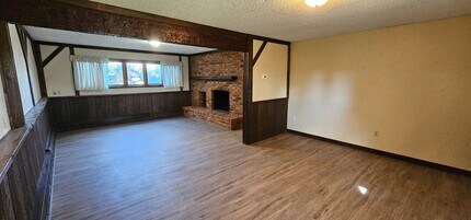 1422 Ash Dr in Bozeman, MT - Building Photo - Building Photo
