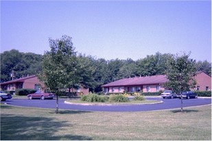 Fayetteville Square Apartments