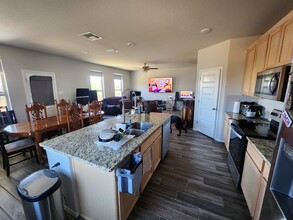10126 Agave Azul in San Antonio, TX - Building Photo - Building Photo
