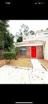 989 Sutor Rd in Tallahassee, FL - Building Photo