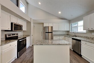6230 Billington St in Houston, TX - Building Photo - Building Photo