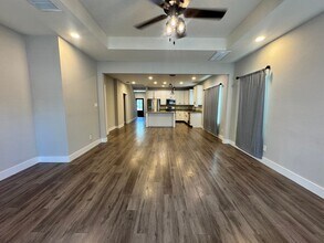 110 Brooklynn Ln in Canyon Lake, TX - Building Photo - Building Photo