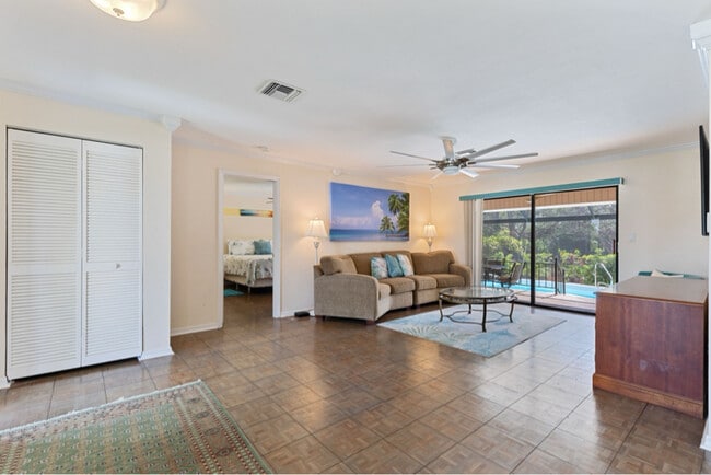 1333 Jamaica Rd in Marco Island, FL - Building Photo - Building Photo