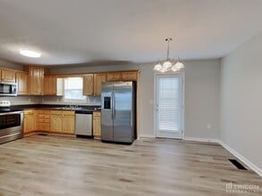 282 Clara Bell Way in Carrollton, GA - Building Photo - Building Photo