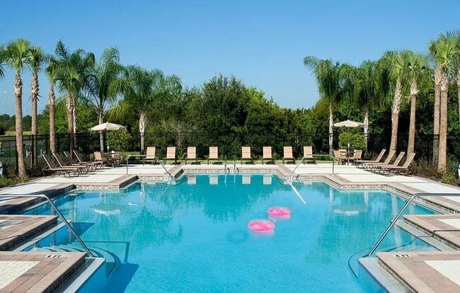 925 Terra Vista St in Brandon, FL - Building Photo - Building Photo