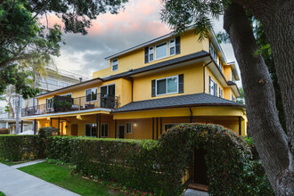 201 Bath St in Santa Barbara, CA - Building Photo - Building Photo