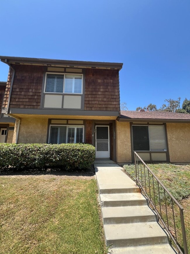 1526 Towhee Ct in Ventura, CA - Building Photo - Building Photo