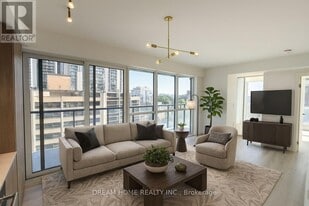 120 Broadway Ave in Toronto, ON - Building Photo