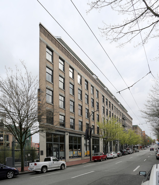 Koret Lofts in Vancouver, BC - Building Photo - Building Photo