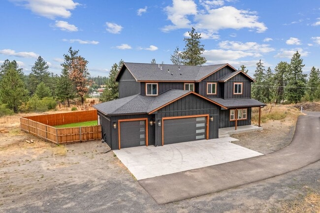 property at 3895 W Grandview Ave