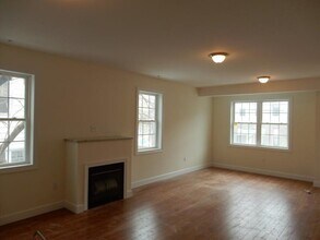 112 39th St-Unit -2 in Union City, NJ - Building Photo - Building Photo