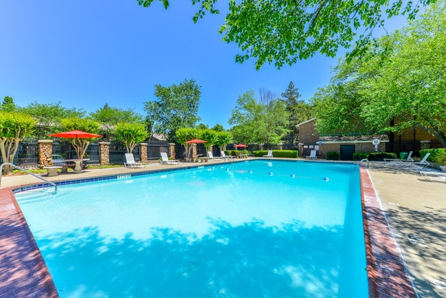 Stonetree in East Point, GA - Foto de edificio - Building Photo