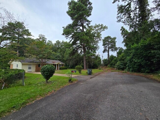 106 Parish St in Sumter, SC - Building Photo - Building Photo