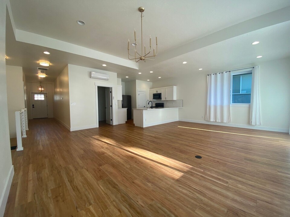 16648 N Columbus St-Unit -Unit 1 in Spokane, WA - Building Photo