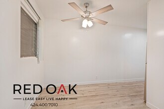 970 Menlo Ave in Los Angeles, CA - Building Photo - Building Photo