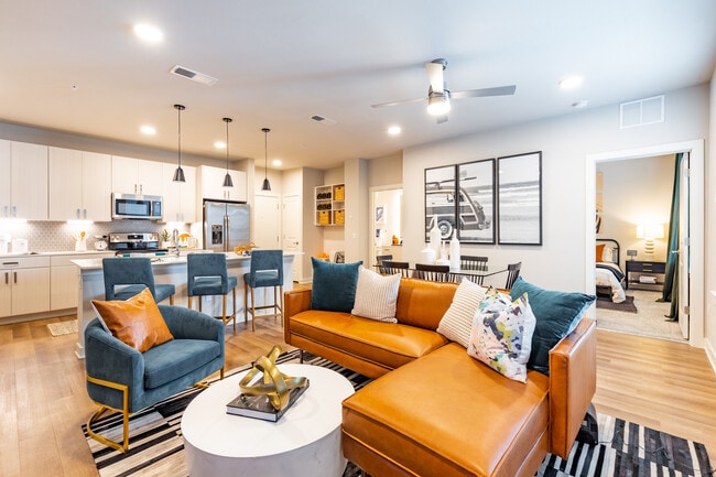 1701 Central Apartments in St. Petersburg, FL - Foto de edificio - Interior Photo