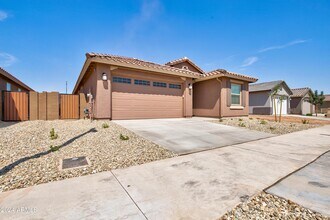 17050 W Artemisa Ave in Surprise, AZ - Building Photo - Building Photo