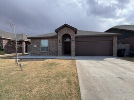 1710 Wrigley Dr in Odessa, TX - Building Photo