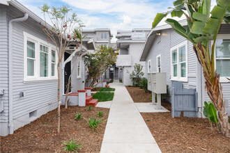 Welcome to The Gardens on Bancroft – Where... in San Diego, CA - Foto de edificio - Building Photo