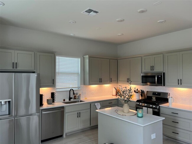 2716 Sebring Cir in Austin, TX - Building Photo - Building Photo