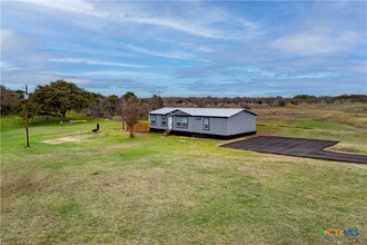 2301 S Old Stagecoach Rd in Kyle, TX - Building Photo - Building Photo