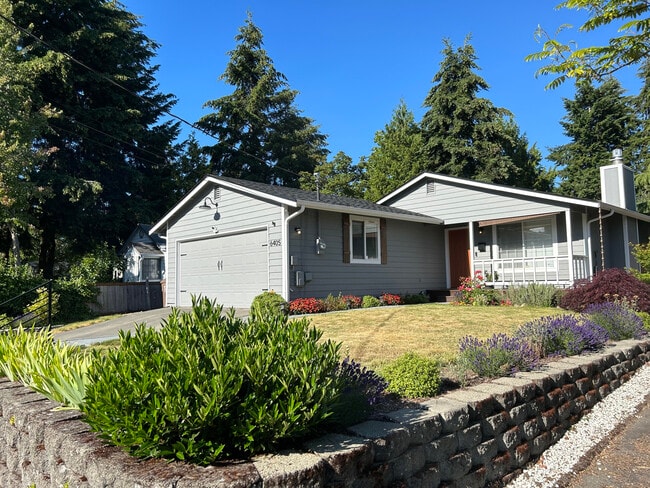 property at 6405 S Alder St