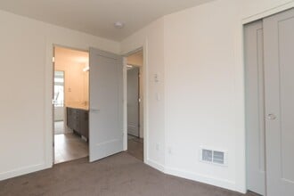 2008 NW 59th St in Seattle, WA - Building Photo - Building Photo