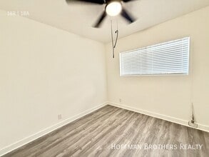 1220 S Manhattan Pl in Los Angeles, CA - Building Photo - Building Photo