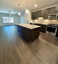 5613 Belmont Ave in Dallas, TX - Building Photo - Building Photo