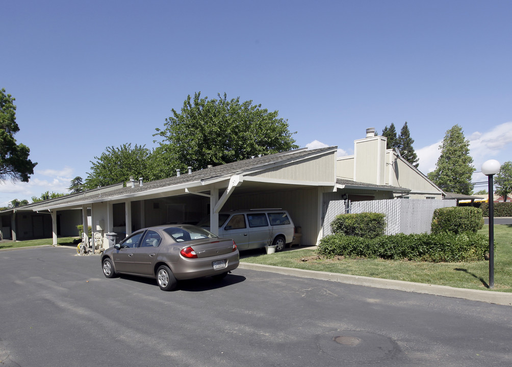 Heather Glen Duplexes in Yuba City, CA - Building Photo