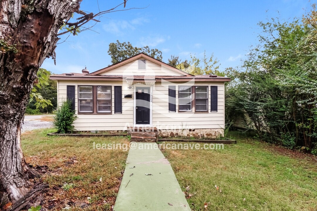 3724 Willow St in North Little Rock, AR - Building Photo
