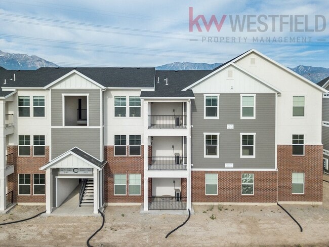property at 752 N 260 W
