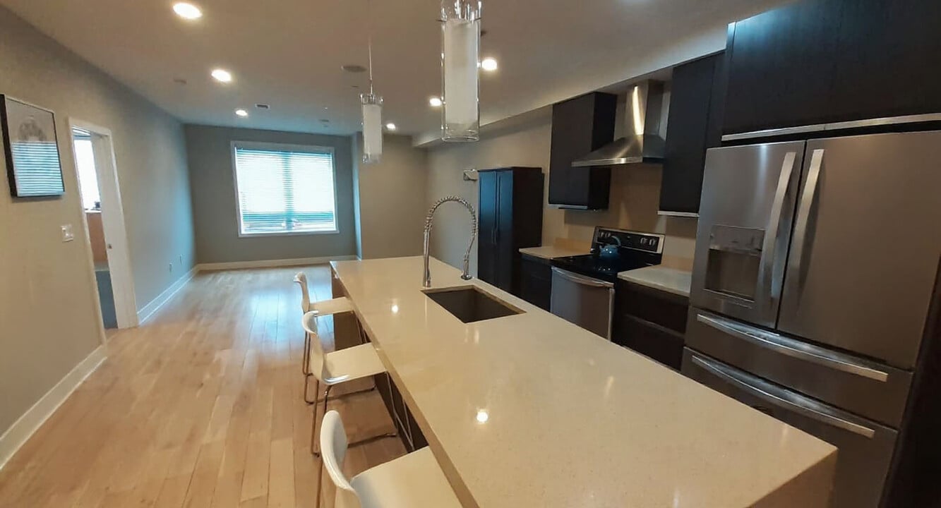 944 N Marshall St in Philadelphia, PA - Foto de edificio