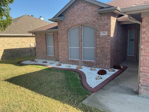 708 Ridgehill Dr in Burleson, TX - Building Photo - Building Photo