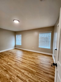 3811 Hayward Ave photo'