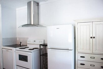 908 W Avenue H in Alpine, TX - Building Photo - Building Photo