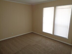 10015 Summerberry Ln in Tomball, TX - Building Photo - Building Photo