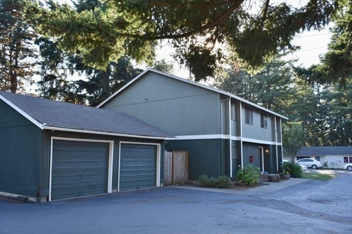 3986 SE 174th Ave in Portland, OR - Building Photo - Building Photo