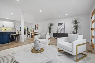 21171 Colina Dr in Topanga, CA - Building Photo - Building Photo