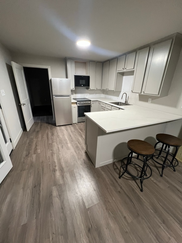 property at 1885 Staples Rd