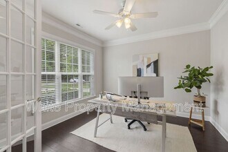 1830 Alden Oaks Dr in Charlotte, NC - Building Photo - Building Photo